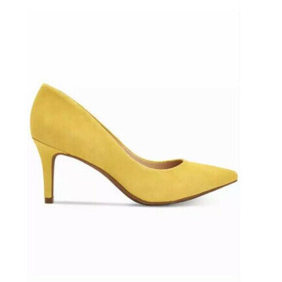Alfani Jeules Yellow Suede Pumps Size 5M - Picture 1 of 9